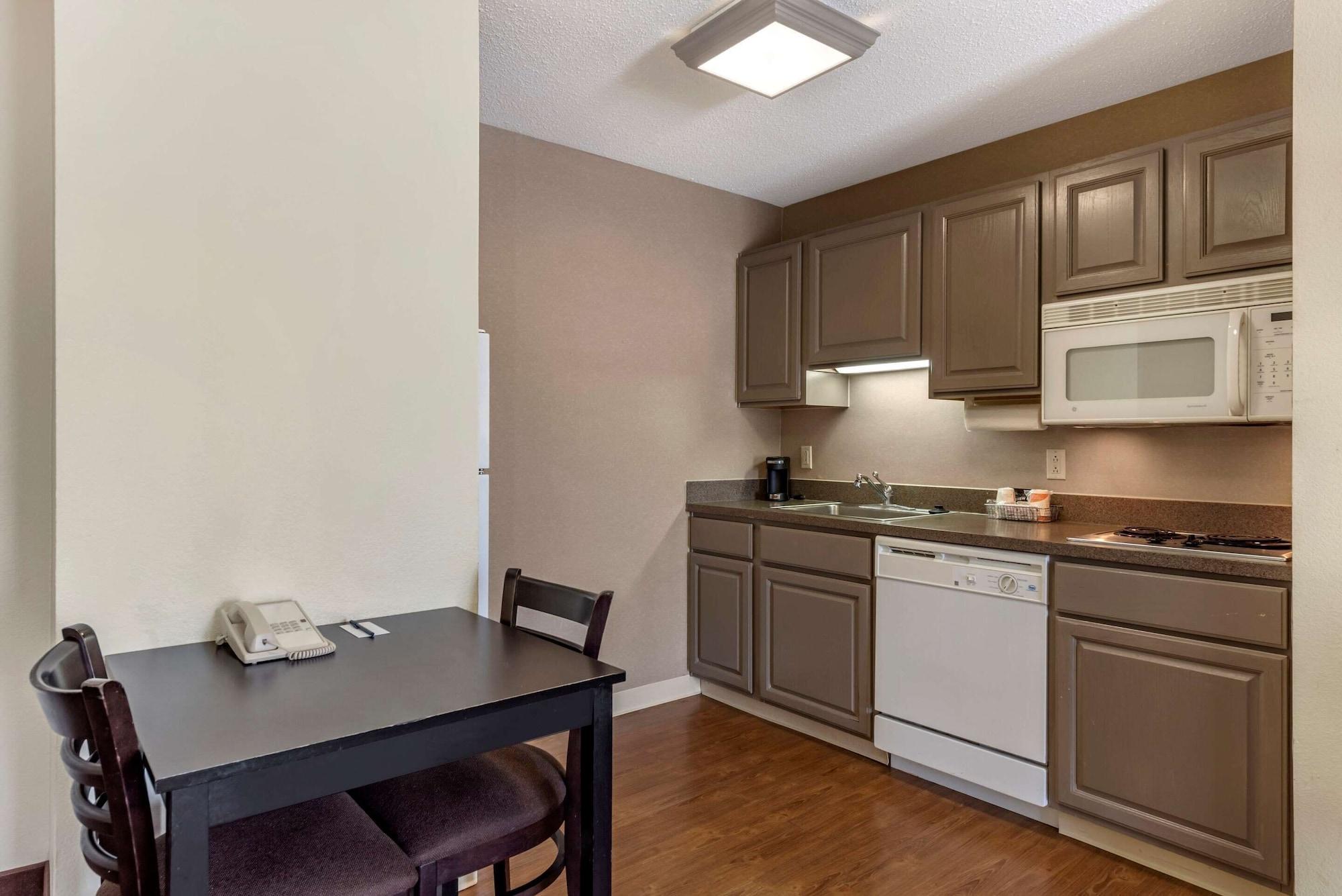 Comfort Inn & Suites Warsaw Near Us-30 Exteriör bild