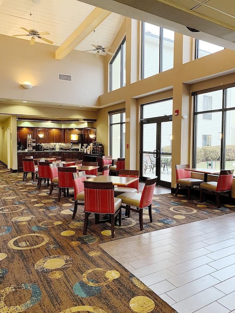 Comfort Inn & Suites Warsaw Near Us-30 Exteriör bild