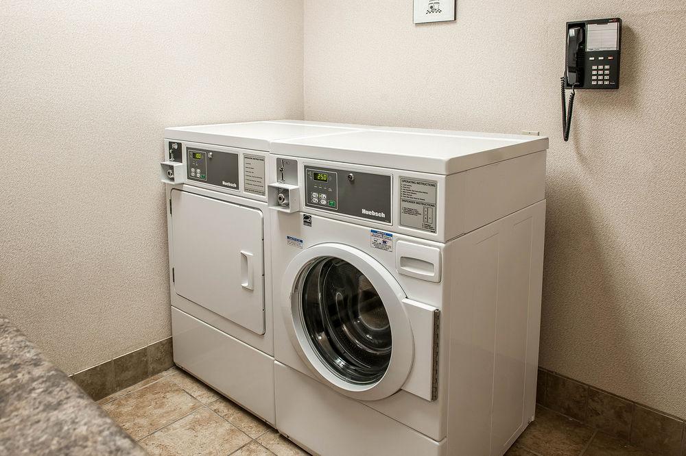 Comfort Inn & Suites Warsaw Near Us-30 Exteriör bild