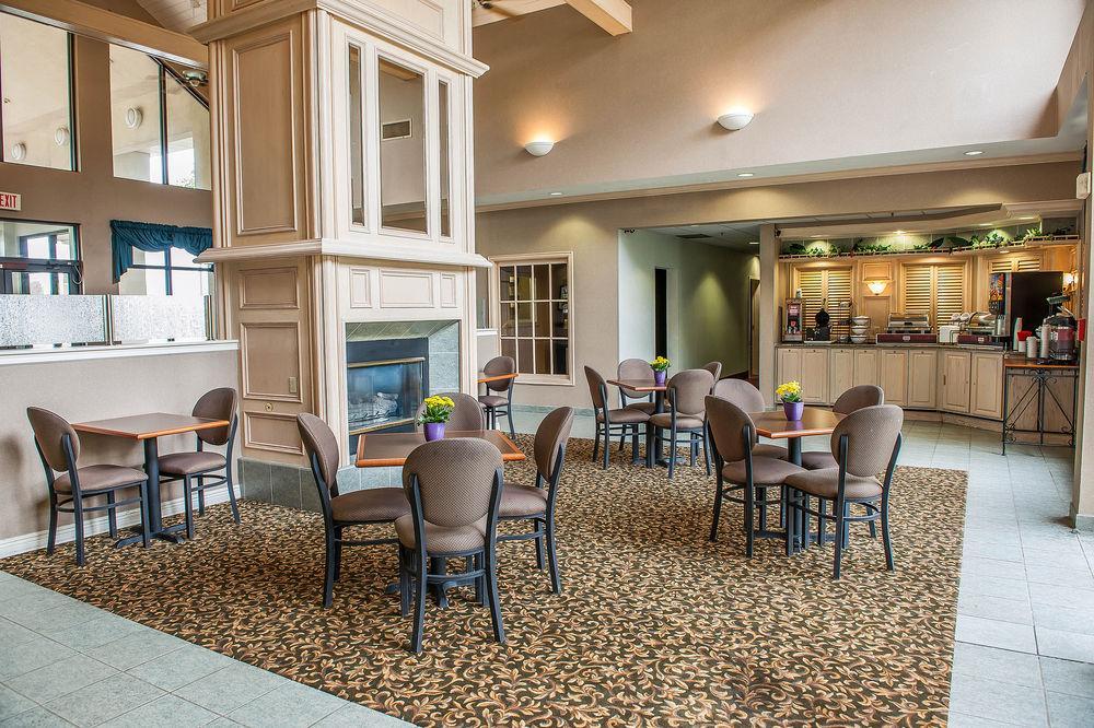 Comfort Inn & Suites Warsaw Near Us-30 Exteriör bild