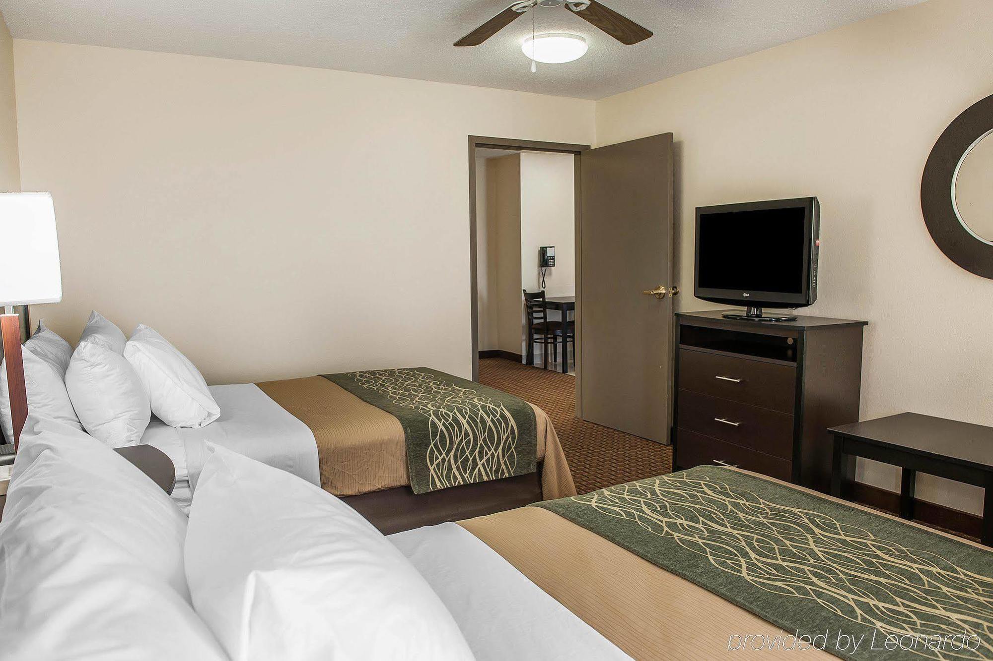 Comfort Inn & Suites Warsaw Near Us-30 Exteriör bild